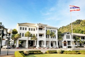 สตรีภูเก็ต